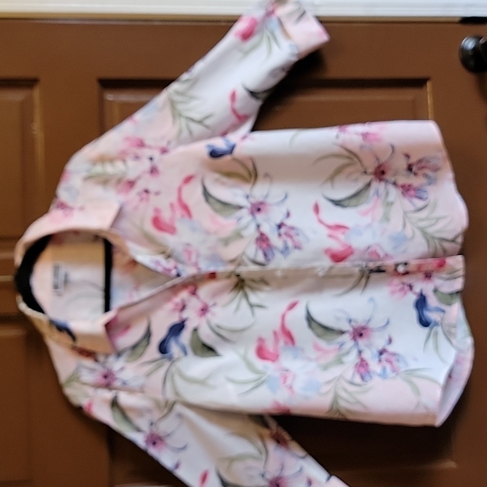 JM Collection-Linen pink, green, blue floral 3/4 sleeved print shirt Size 14.